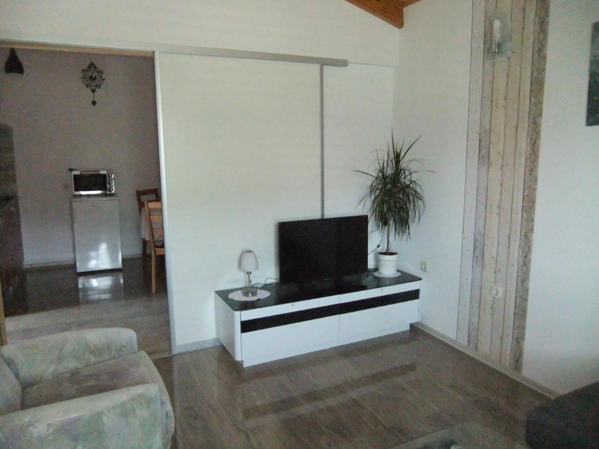 Apartments 2 Ivankovic สตารีกราด ภายนอก รูปภาพ