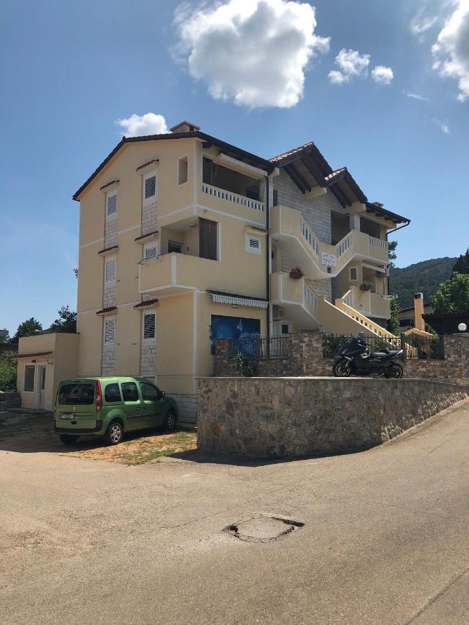 Apartments 2 Ivankovic สตารีกราด ภายนอก รูปภาพ