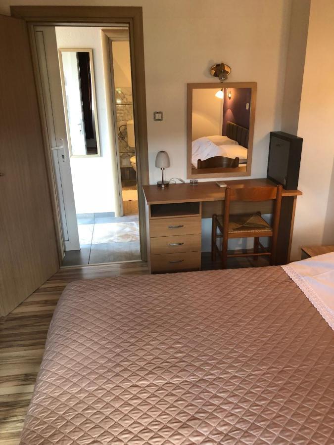 Apartments 2 Ivankovic สตารีกราด ภายนอก รูปภาพ