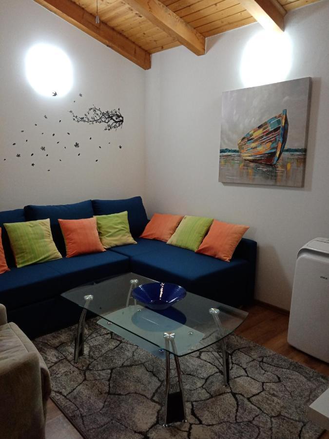Apartments 2 Ivankovic สตารีกราด ภายนอก รูปภาพ