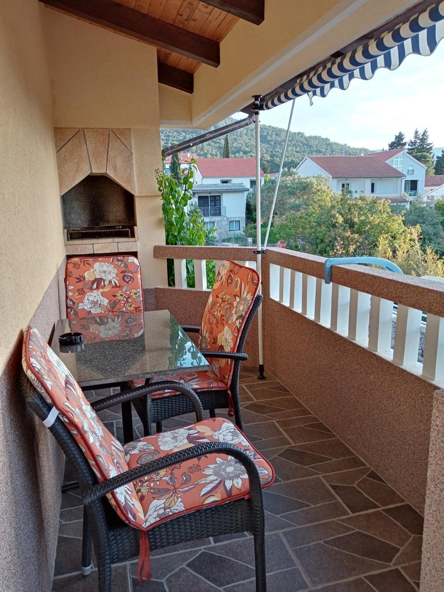 Apartments 2 Ivankovic สตารีกราด ภายนอก รูปภาพ